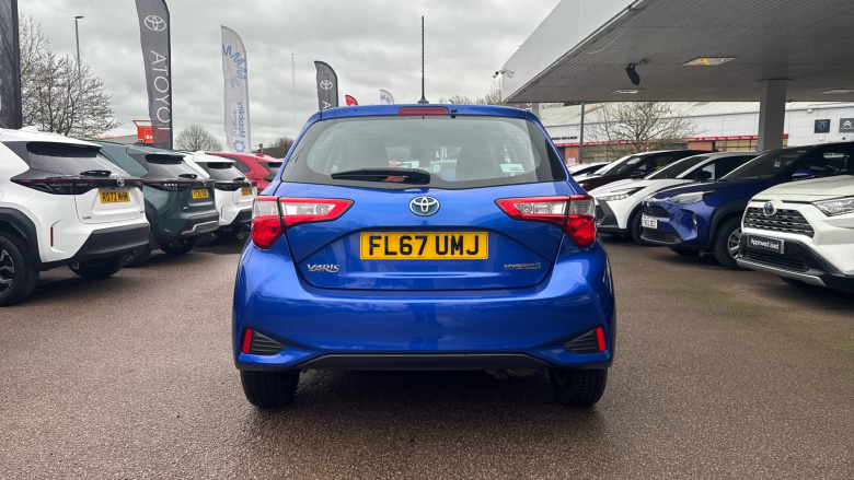 Toyota Yaris 1.5 Hybrid Icon Tech 5dr CVT Hybrid Hatchback